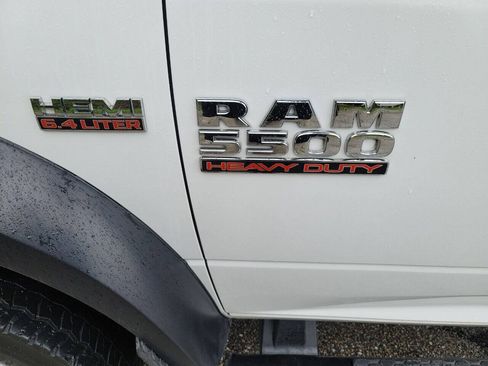Used 2017 RAM 5500 Tradesman w/ Payload Upgrade Package RWD image 10
