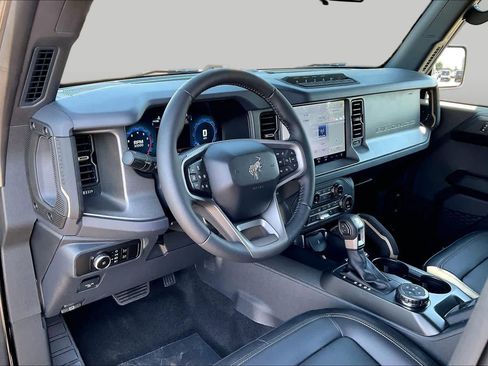 New 2026 Ford Bronco Badlands AWD/4WD image 8