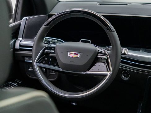 New 2026 Cadillac Escalade ESV Sport w/ LPO, ONYX Package AWD/4WD image 10