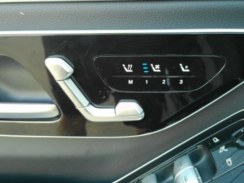 Used 2022 Mercedes-Benz S 500 4MATIC image 17