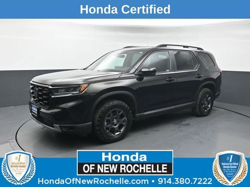 Certified 2023 Honda Pilot TrailSport image 1