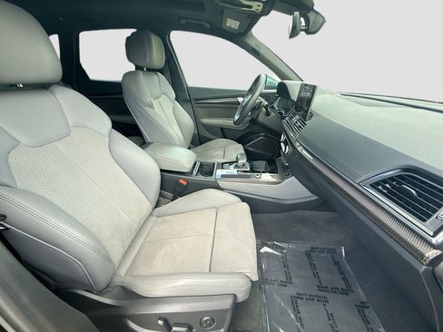 Used 2022 Audi SQ5 Premium Plus image 29