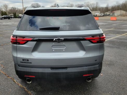Used 2023 Chevrolet Traverse LT image 10