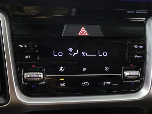 Used 2023 Kia Sorento EX FWD image 53