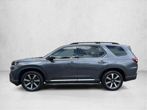Used 2024 Honda Pilot Touring image 9