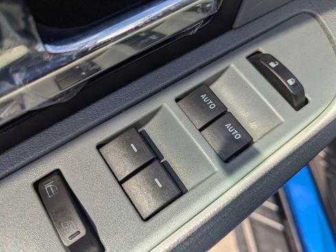 Used 2012 Ford F150 XLT w/ XLT Chrome Pkg image 15