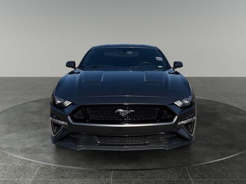 Used 2019 Ford Mustang GT RWD image 2
