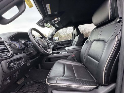 Used 2022 RAM 1500 Limited image 13