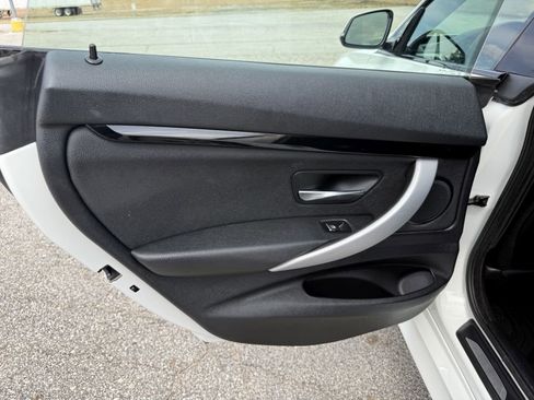 Used 2018 BMW 330i Gran Turismo xDrive AWD/4WD image 22
