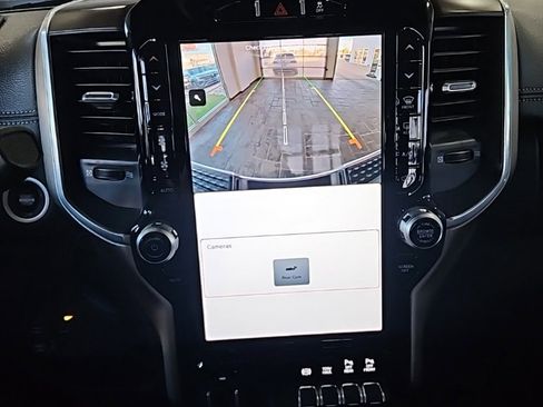 Used 2024 RAM 2500 Laramie image 32