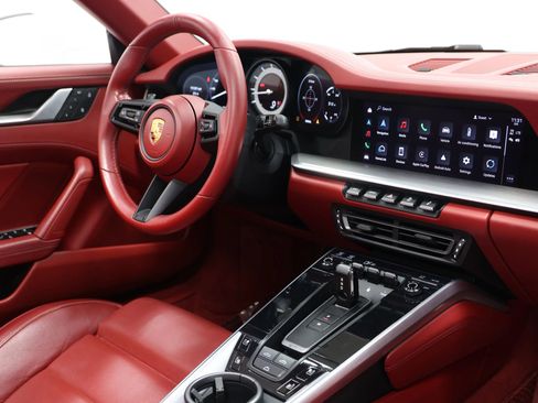 Used 2022 Porsche 911 Carrera image 95