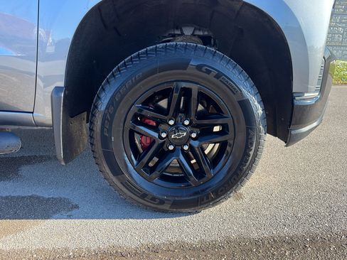 Used 2019 Chevrolet Silverado 1500 LT Trail Boss image 3