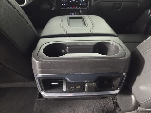 Used 2021 GMC Sierra 1500 SLT w/ SLT Convenience Package AWD/4WD image 25