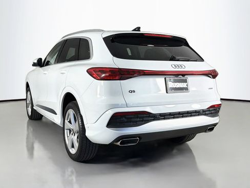 Certified 2025 Audi Q5 Premium w/ Premium Plus AWD/4WD image 5