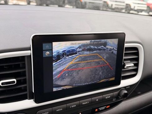 New 2026 Hyundai Venue SEL FWD image 26