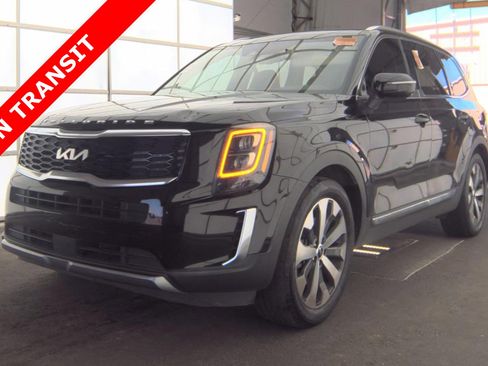 Used 2022 Kia Telluride EX w/ EX Premium Package FWD image 1