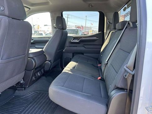 Certified 2025 Chevrolet Silverado 1500 LT image 8