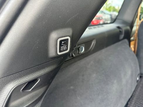 Used 2023 Jeep Grand Cherokee Summit w/ Luxury Tech Group V image 11