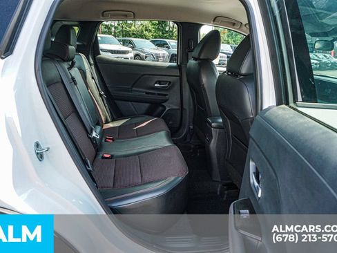 Used 2025 Nissan Kicks SR FWD image 23