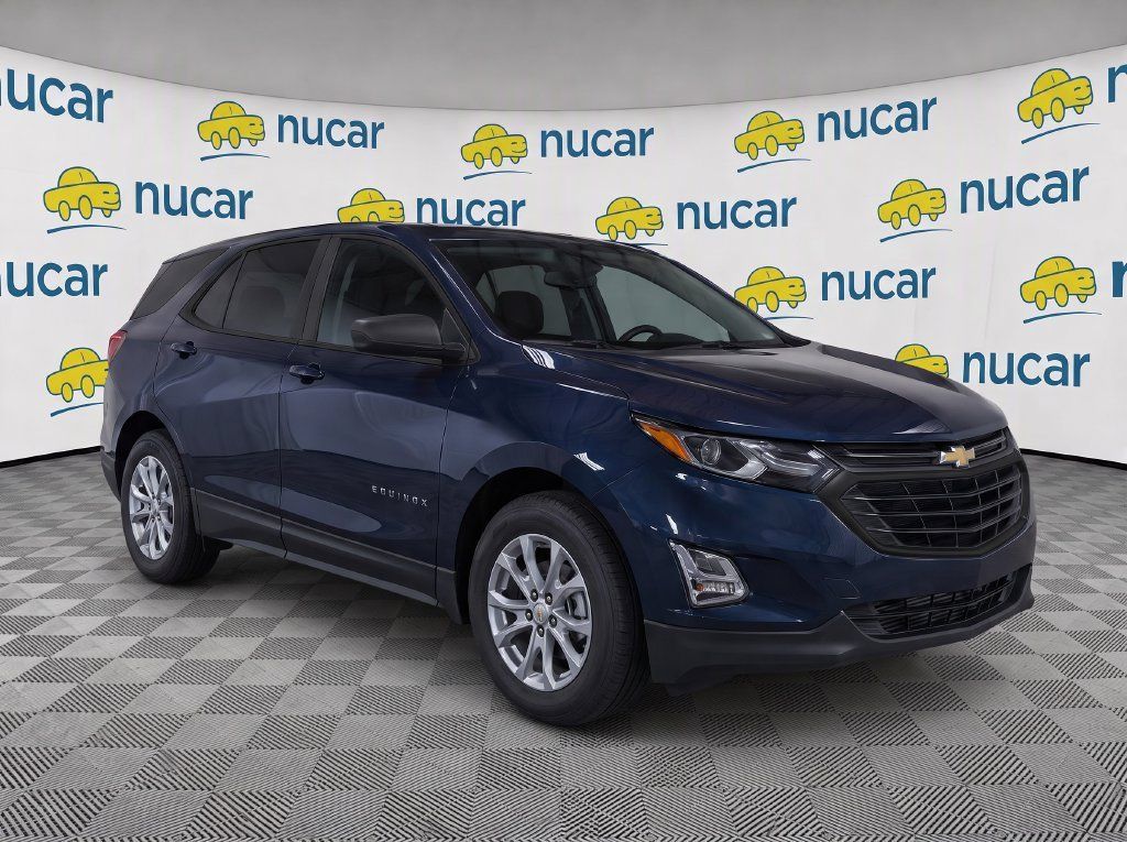 Used 2019 Chevrolet Equinox LS AWD/4WD image 2