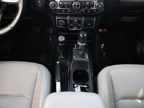Used 2022 Jeep Gladiator Overland AWD/4WD image 33