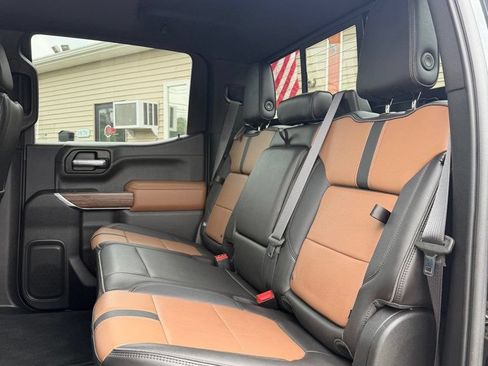 Used 2021 Chevrolet Silverado 1500 High Country AWD/4WD image 11