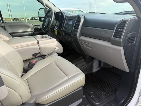 Used 2021 Ford F350 XL w/ Power Equipment Group image 41