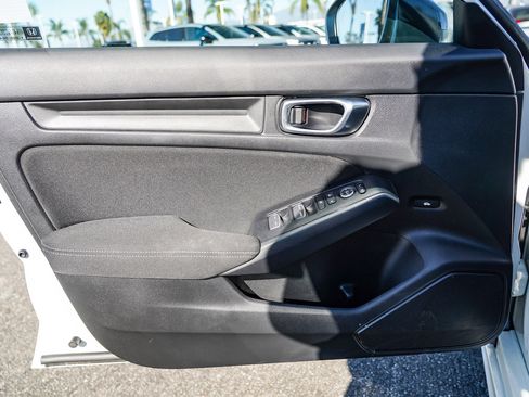 Used 2025 Honda Civic Sport image 24