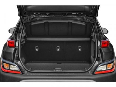 Used 2023 Hyundai Kona SE image 14