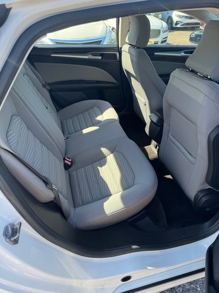 Used 2016 Ford Fusion S w/ Equipment Group 101A FWD image 13