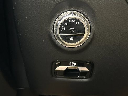 Certified 2026 Mercedes-Benz C 300 Sedan image 33