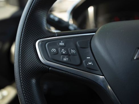 Used 2023 Chevrolet Equinox LT AWD/4WD image 6