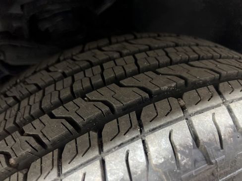 Used 2024 Chevrolet Colorado W/T image 35