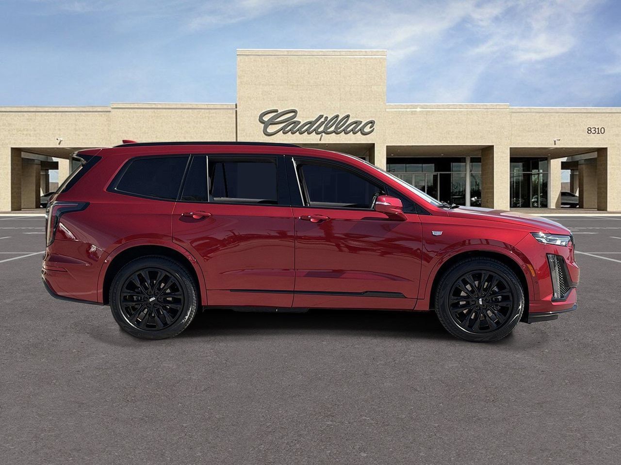 Used 2021 Cadillac XT6 Sport w/ LPO, ONYX Package AWD/4WD image 4