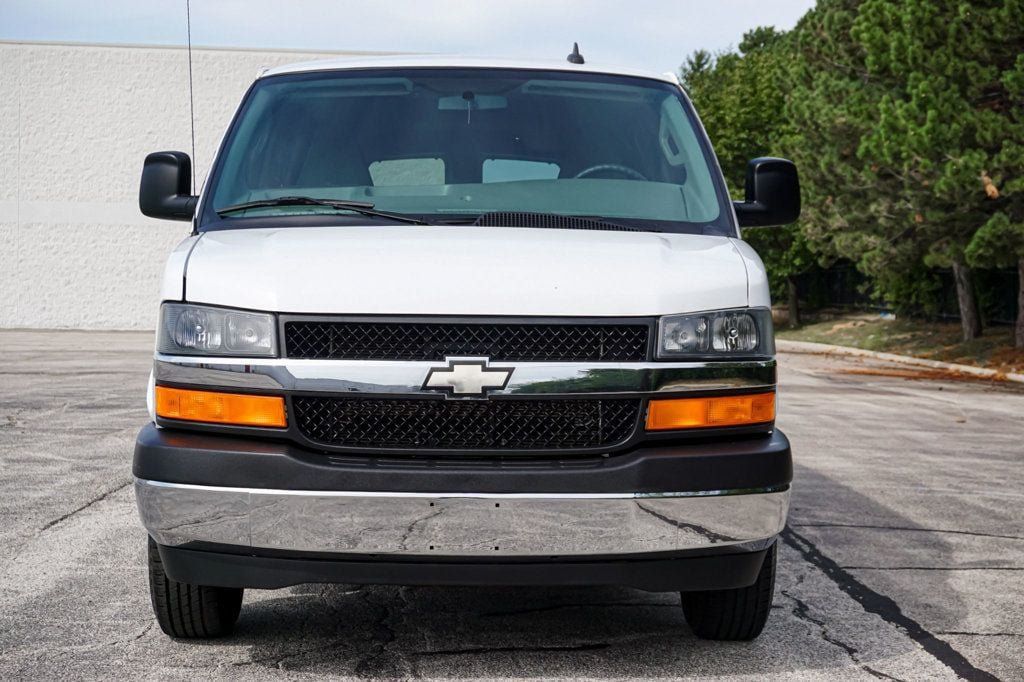 Used 2017 Chevrolet Express 3500 LT w/ LT Preferred Equipment Group RWD image 13