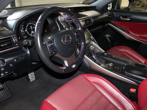 Used 2019 Lexus IS 300 F Sport w/ F Sport Package image 24