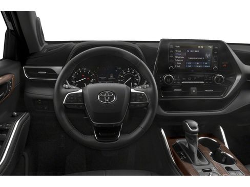 Used 2021 Toyota Highlander Limited image 4