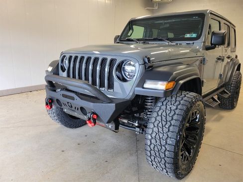 Used 2020 Jeep Wrangler Unlimited Sport image 2