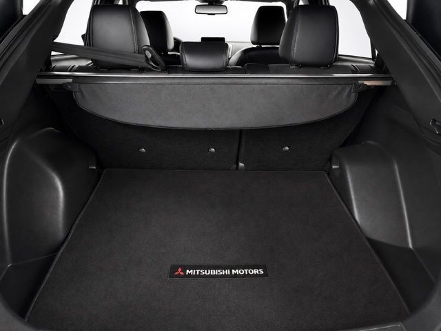 Used 2025 Mitsubishi Eclipse Cross AWD image 13