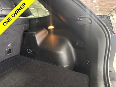 Used 2019 Jeep Cherokee Limited w/ Technology Group AWD/4WD image 20