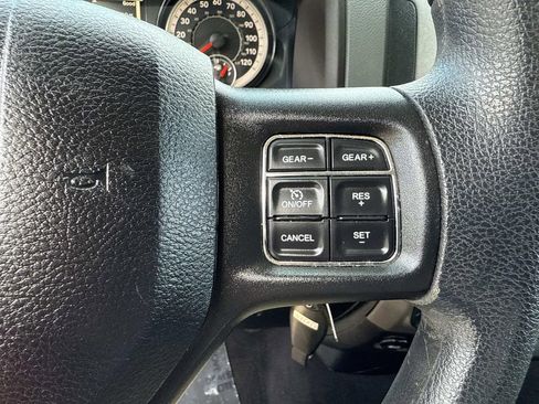 Used 2018 RAM 1500 Express image 34