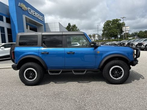 Used 2024 Ford Bronco Badlands AWD/4WD image 2