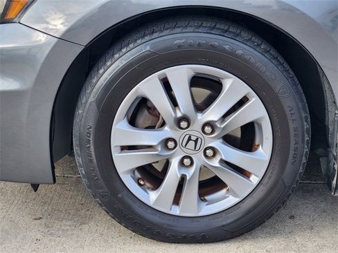 Used 2012 Honda Accord LX image 8
