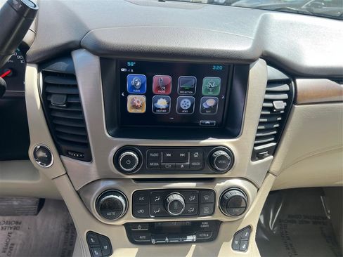Used 2020 GMC Yukon XL Denali w/ Open Road Package AWD/4WD image 25