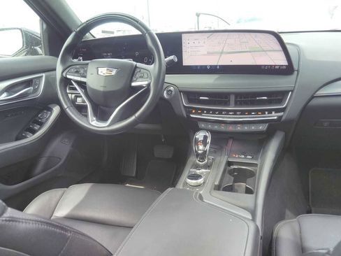 Used 2025 Cadillac CT5 Premium Luxury image 3