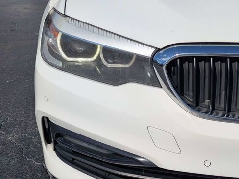 Used 2018 BMW 530i image 9