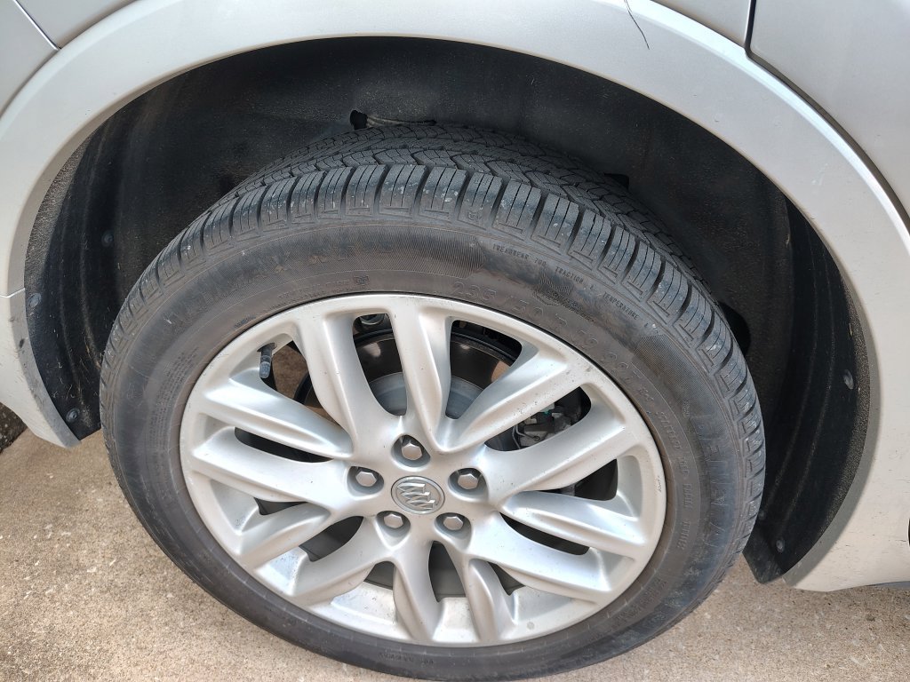 Used 2019 Buick Envision Premium AWD/4WD image 21