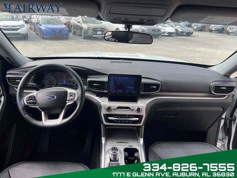 Used 2023 Ford Explorer XLT w/ Equipment Group 202A image 15