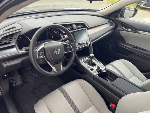 Used 2017 Honda Civic EX-T image 8