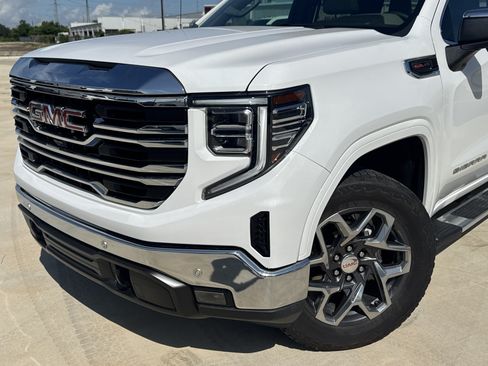 Used 2025 GMC Sierra 1500 SLT w/ SLT Premium Plus Package AWD/4WD image 2